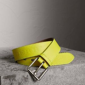 BURBERRY EMBOSSED LEATHER BELT NEON YELLOW SZ 38